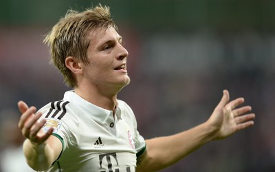 爱游戏体育动态-乌克兰队客场虫帽子戏法